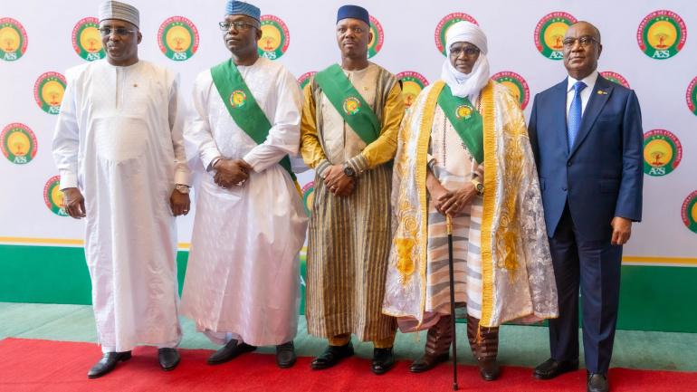 Parlement confédéral de l’AES à Niamey : Pr Komi Selom Klassou représente le Togo aux côtés du Burkina Faso, du Mali et du Niger