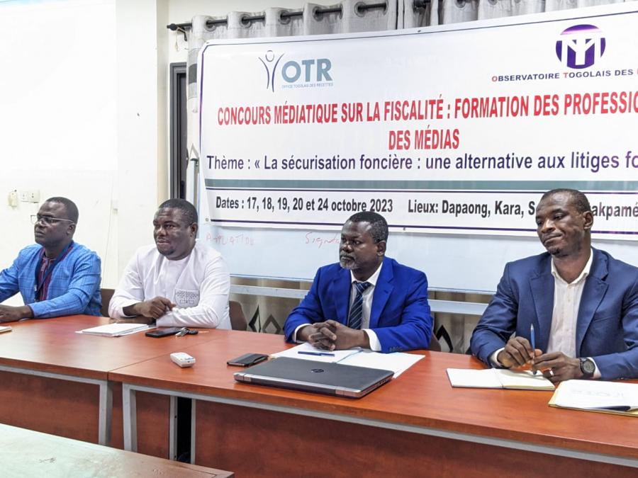 Civisme fiscal : L'OTR et l'OTM outillent les journalistes sur l'immatriculation foncière et la politique fiscale au Togo