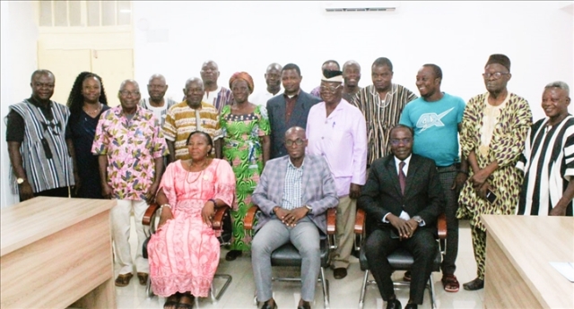 L'académie kabyè entame les travaux de mise à  jour du dictionnaire kabyè-français
