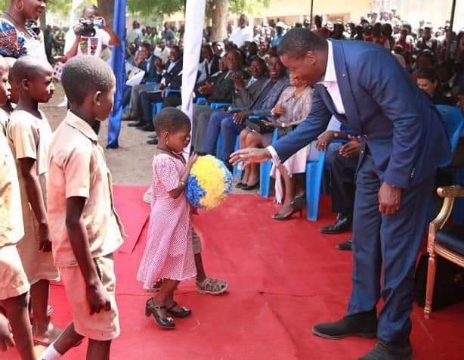 Rentrée scolaire  :  Faure Gnassingbé réaffirme son engagement a offrir un enseignement de qualité a la jeunesse togolaise